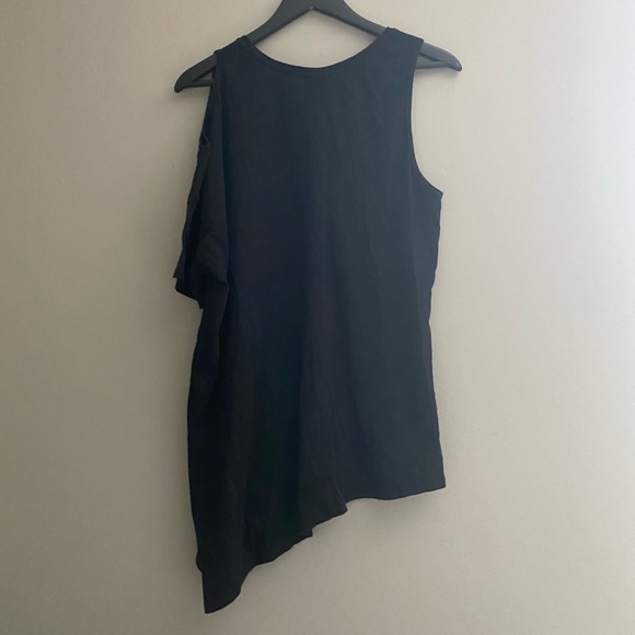 TopShop Asymmetricalone sleeve top - Picture 2 of 4